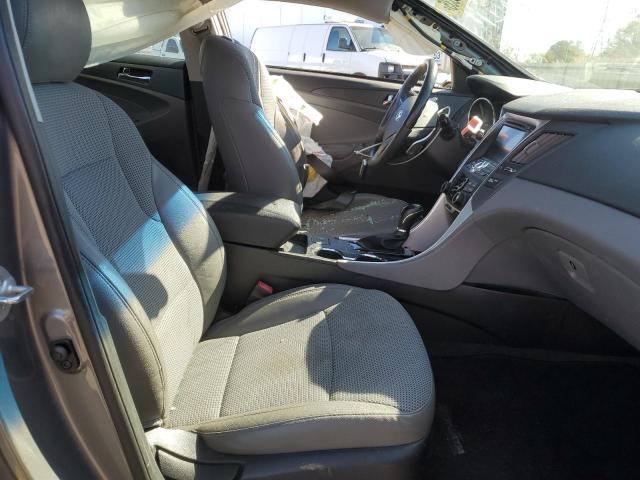 5NPEC4AB5DH591343 - 2013 HYUNDAI SONATA SE SILVER photo 7