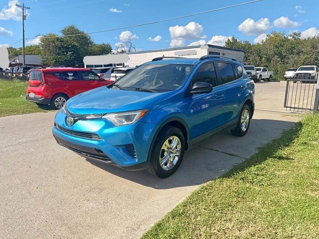 JTMZFREV9JD122493 - 2018 TOYOTA RAV4 LE 蓝色 照片 2