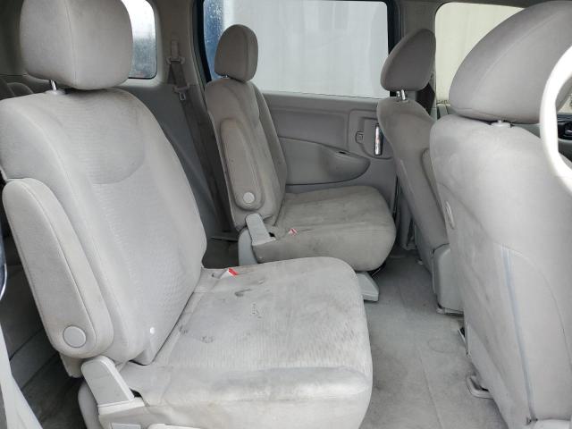 JN8AE2KP5D9068747 - 2013 NISSAN QUEST S SILVER photo 11