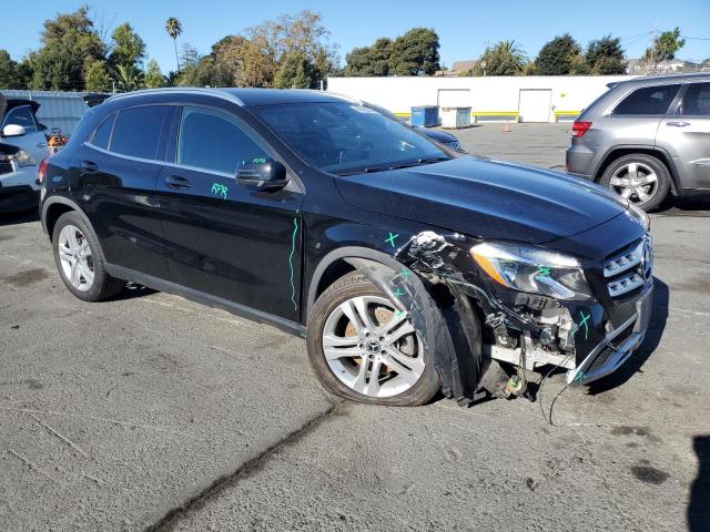 WDCTG4EB6JJ440367 - 2018 MERCEDES-BENZ GLA 250 Қара фото 4
