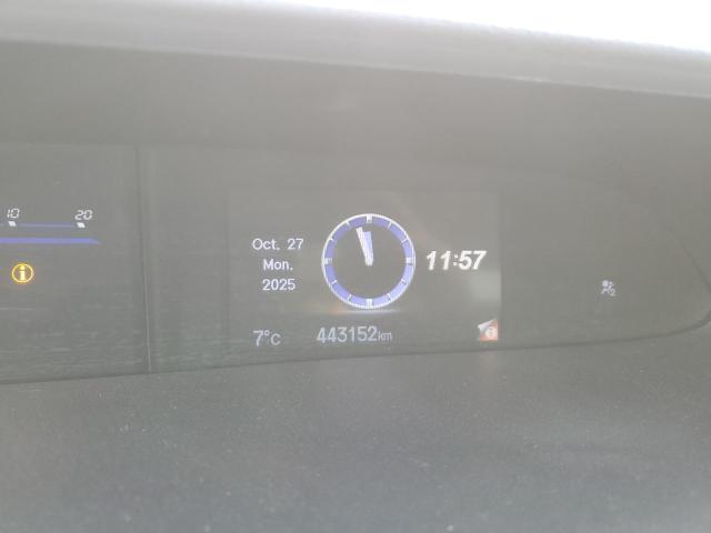 2HGFB2F56FH045100 - 2015 HONDA CIVIC LX WHITE photo 9