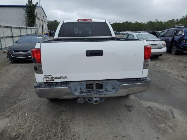 5TFRM5F18CX048530 - 2012 TOYOTA TUNDRA DOUBLE CAB SR5 WHITE photo 6