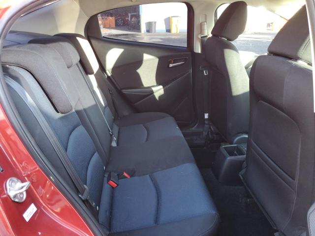 3MYDLBZV9GY104135 - 2016 TOYOTA SCION IA BURGUNDY photo 10