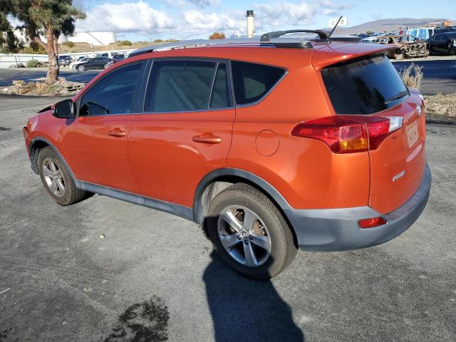 2T3RFREV6FW287752 - 2015 TOYOTA RAV4 XLE ORANGE photo 2