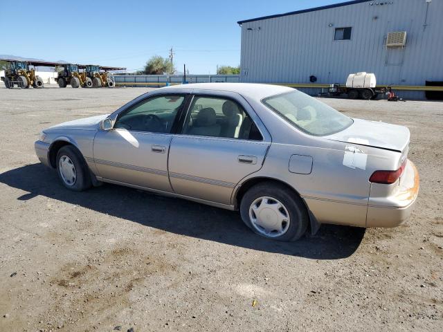 4T1BG22K5XU469940 - 1999 TOYOTA CAMRY CE SILVER photo 2
