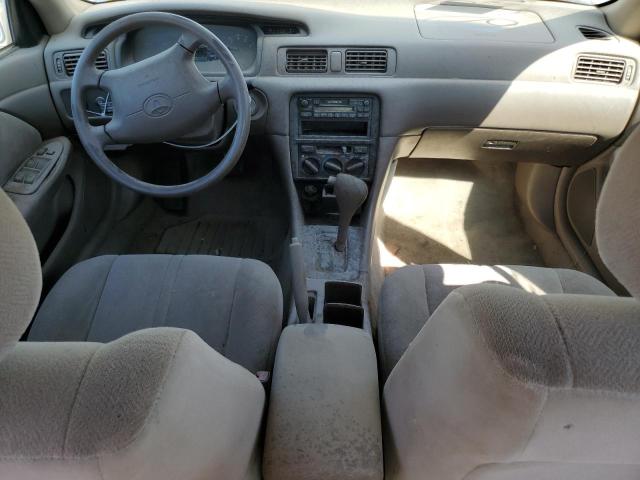 4T1BG22K5XU469940 - 1999 TOYOTA CAMRY CE SILVER photo 8