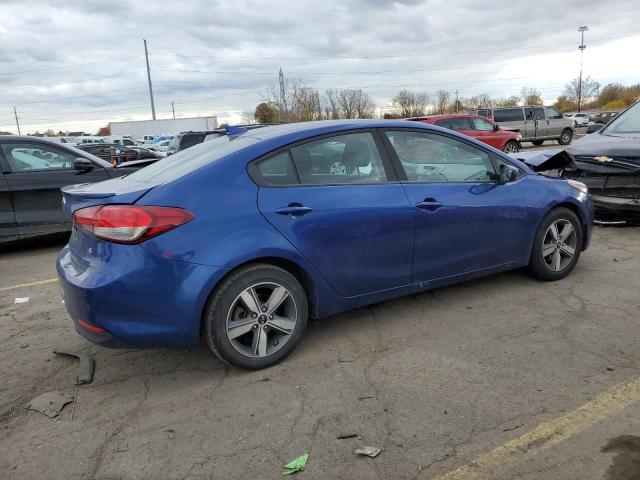 3KPFL4A78JE260885 - 2018 KIA FORTE LX ლურჯი ფოტო 3