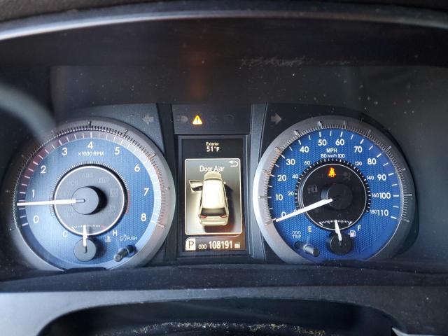 5TDYZ3DC7HS784197 - 2017 TOYOTA SIENNA XLE WHITE photo 9