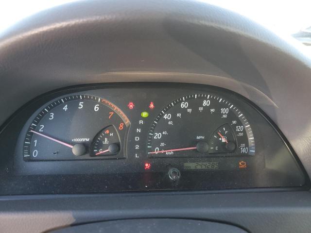 4T1BE32K03U751876 - 2003 TOYOTA CAMRY LE 银色 照片 9