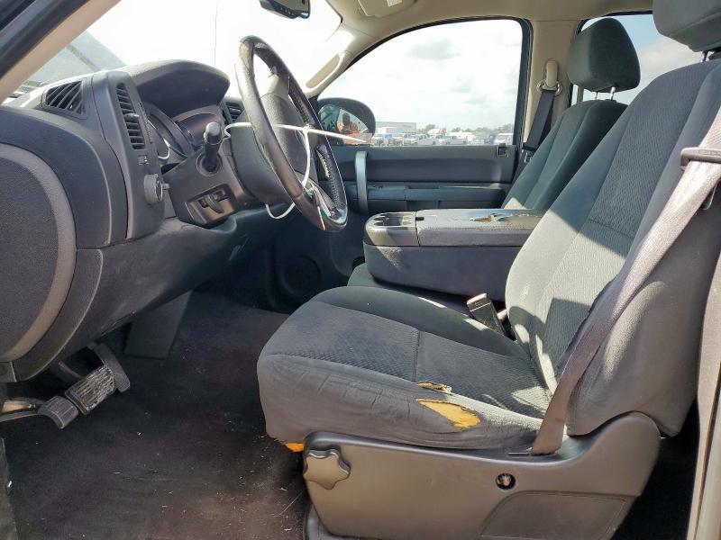 3GCEC13JX8G108589 - 2008 CHEVROLET SILVERADO C1500 BLACK photo 7