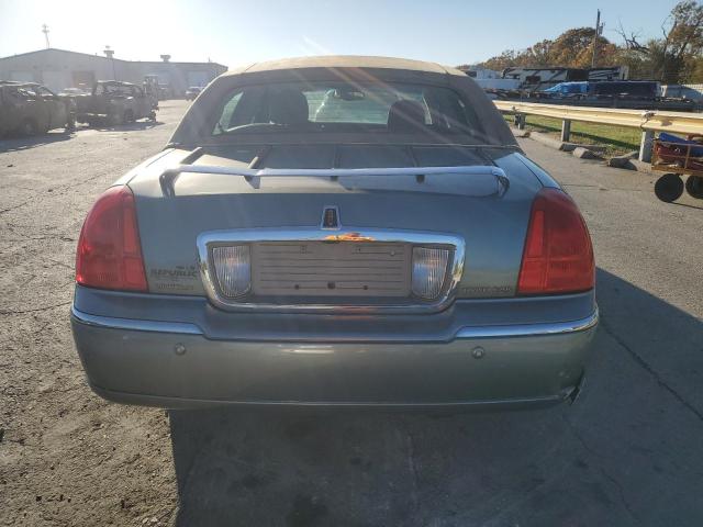 1LNHM81W25Y670839 - 2005 LINCOLN TOWN CAR SIGNATURE GREEN photo 6