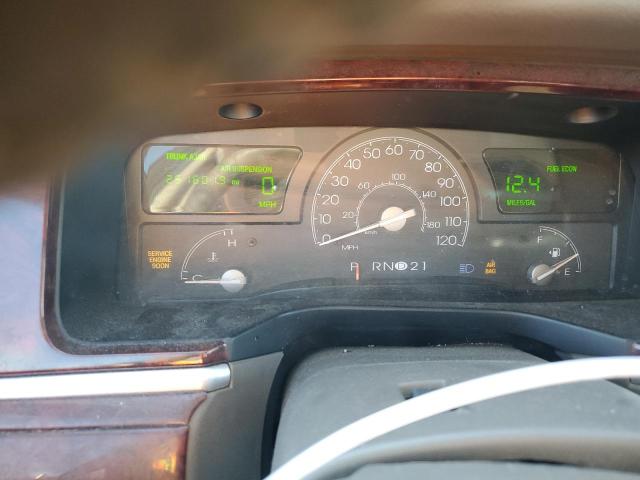 1LNHM81W25Y670839 - 2005 LINCOLN TOWN CAR SIGNATURE GREEN photo 9