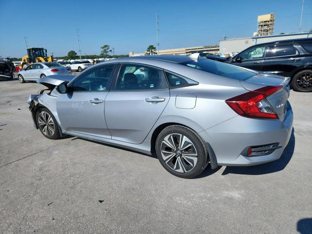 2HGFC1E34JH646408 - 2018 HONDA CIVIC EX SILVER photo 2