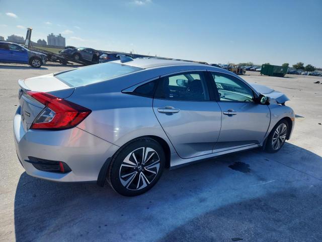 2HGFC1E34JH646408 - 2018 HONDA CIVIC EX SILVER photo 3