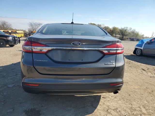 3FA6P0LU2JR174924 - 2018 FORD FUSION SE HYBRID ნაცრისფერი ფოტო 6