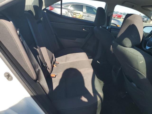 2T1BURHE0JC075676 - 2018 TOYOTA COROLLA L WHITE photo 10