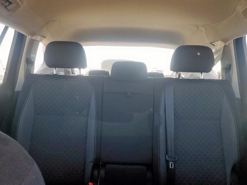 3VV1B7AX3MM025577 - 2021 VOLKSWAGEN TIGUAN S Negro foto 10