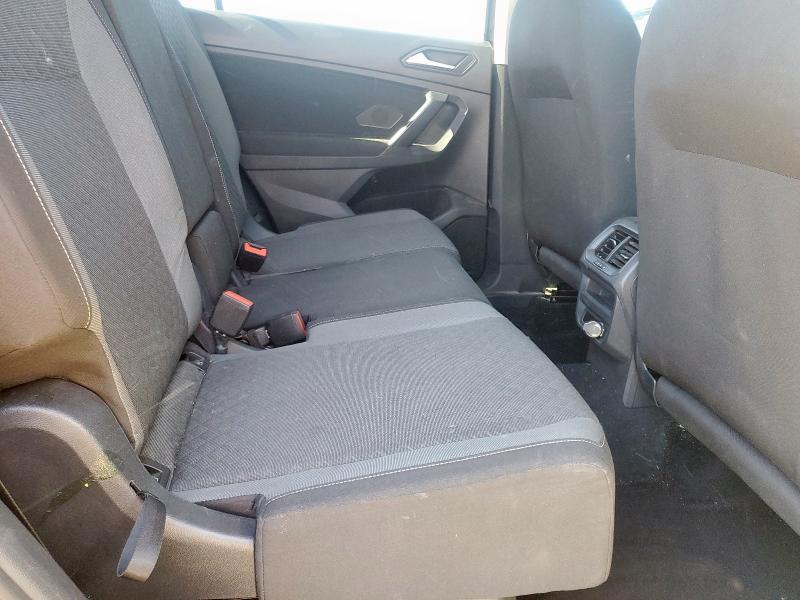 3VV1B7AX3MM025577 - 2021 VOLKSWAGEN TIGUAN S Negro foto 11