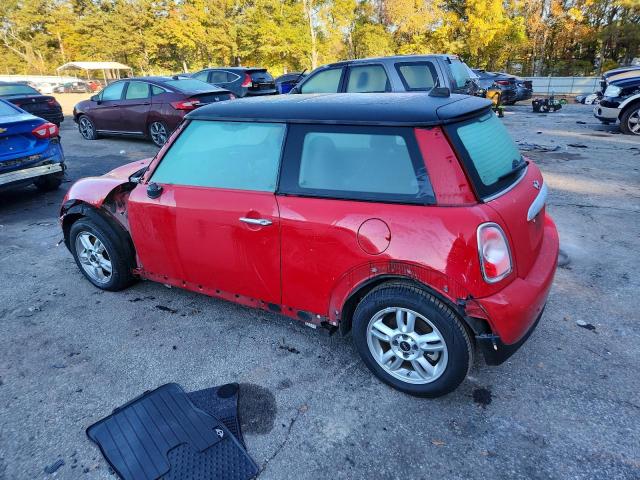 WMWSU3C58BT251403 - 2011 MINI COOPER RED photo 2