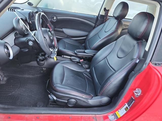 WMWSU3C58BT251403 - 2011 MINI COOPER RED photo 7