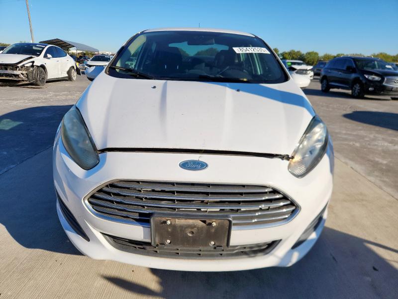 3FADP4AJ4FM159384 - 2015 FORD FIESTA S WHITE photo 5