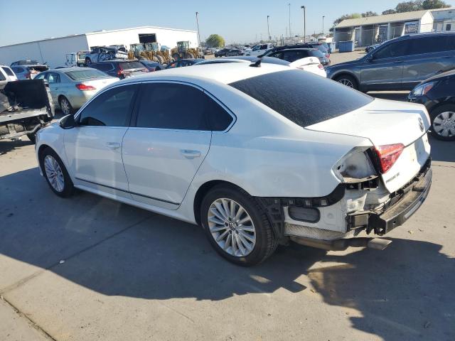 1VWBT7A38HC071469 - 2017 VOLKSWAGEN PASSAT SE Weiß Foto 2