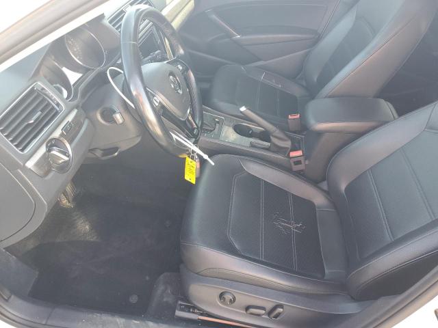 1VWBT7A38HC071469 - 2017 VOLKSWAGEN PASSAT SE Weiß Foto 7