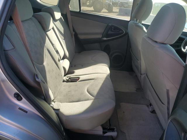 2T3BF4DV6AW060267 - 2010 TOYOTA RAV4 ვერცხლისფერი ფოტო 11