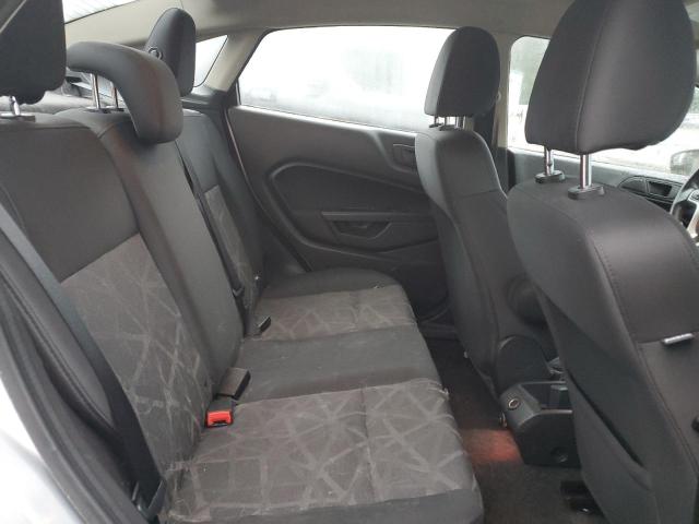 3FADP4BJ3DM167987 - 2013 FORD FIESTA SE ვერცხლისფერი ფოტო 10