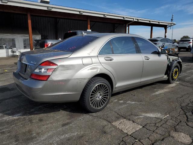 WDDNG86XX8A166588 - 2008 MERCEDES-BENZ S 550 4MATIC BROWN photo 3