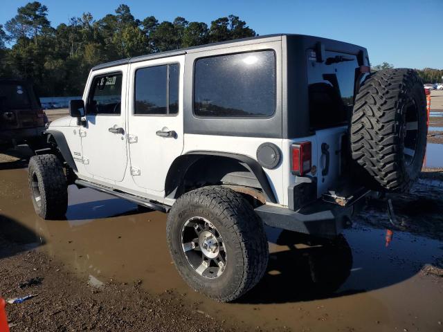 1J4BA3H12BL637262 - 2011 JEEP WRANGLER U SPORT Weiß Foto 2
