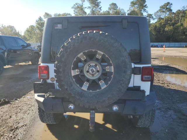 1J4BA3H12BL637262 - 2011 JEEP WRANGLER U SPORT Weiß Foto 6