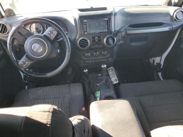 1J4BA3H12BL637262 - 2011 JEEP WRANGLER U SPORT Weiß Foto 8