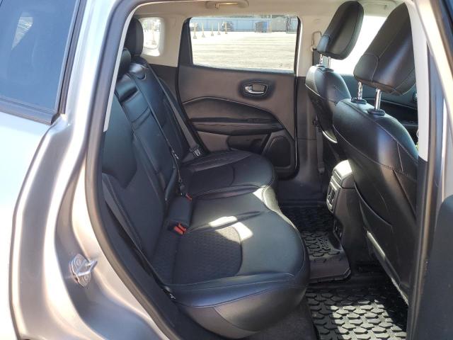 3C4NJCBB6KT622286 - 2019 JEEP COMPASS LATITUDE Արծաթագույն լուսանկար 11
