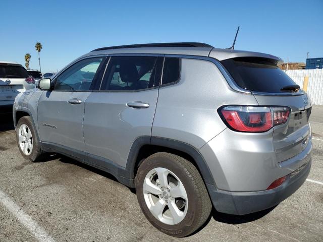 3C4NJCBB6KT622286 - 2019 JEEP COMPASS LATITUDE Արծաթագույն լուսանկար 2