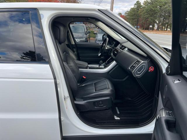 SALWG2RV5KA418723 - 2019 LAND ROVER RANGE ROVE SE WHITE photo 5