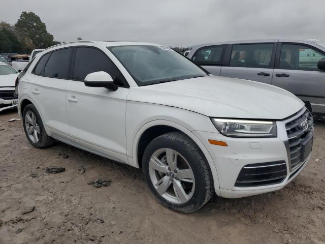 WA1ANAFY4J2003735 - 2018 AUDI Q5 PREMIUM WHITE photo 4