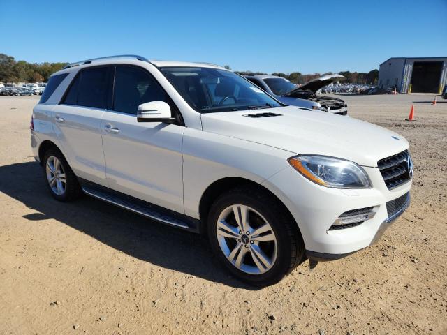 4JGDA5HBXDA184473 - 2013 MERCEDES-BENZ ML 350 4MATIC WHITE photo 4