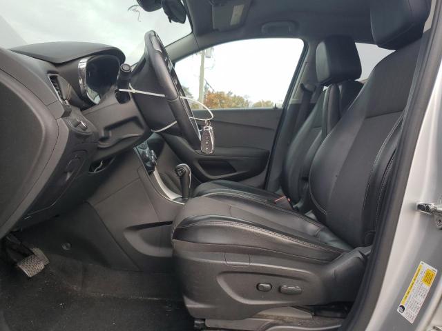 KL7CJPSB6JB714638 - 2018 CHEVROLET TRAX 1LT Күміс фото 7