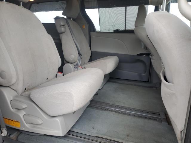 5TDKK3DC4CS202785 - 2012 TOYOTA SIENNA LE 黑色 照片 11