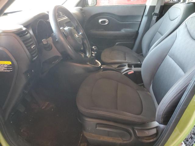 KNDJN2A23G7863605 - 2016 KIA SOUL GREEN photo 7