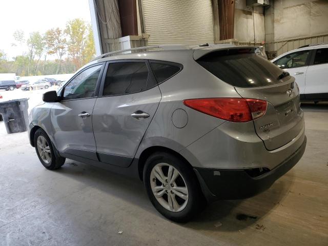 KM8JU3AC9BU288658 - 2011 HYUNDAI TUCSON GLS GRAY photo 2