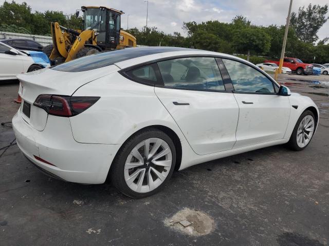 5YJ3E1EA5NF372478 - 2022 TESLA MODEL 3 Սպիտակ լուսանկար 3
