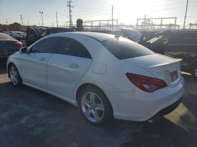 WDDSJ4EB3FN257694 - 2015 MERCEDES-BENZ CLA 250 Weiß Foto 2