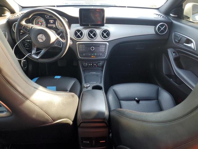 WDDSJ4EB3FN257694 - 2015 MERCEDES-BENZ CLA 250 Weiß Foto 8