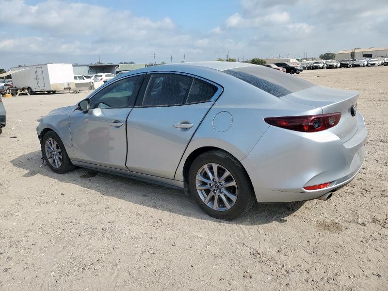 3MZBPAA7XMM206657 - 2021 MAZDA 3 银色 照片 2