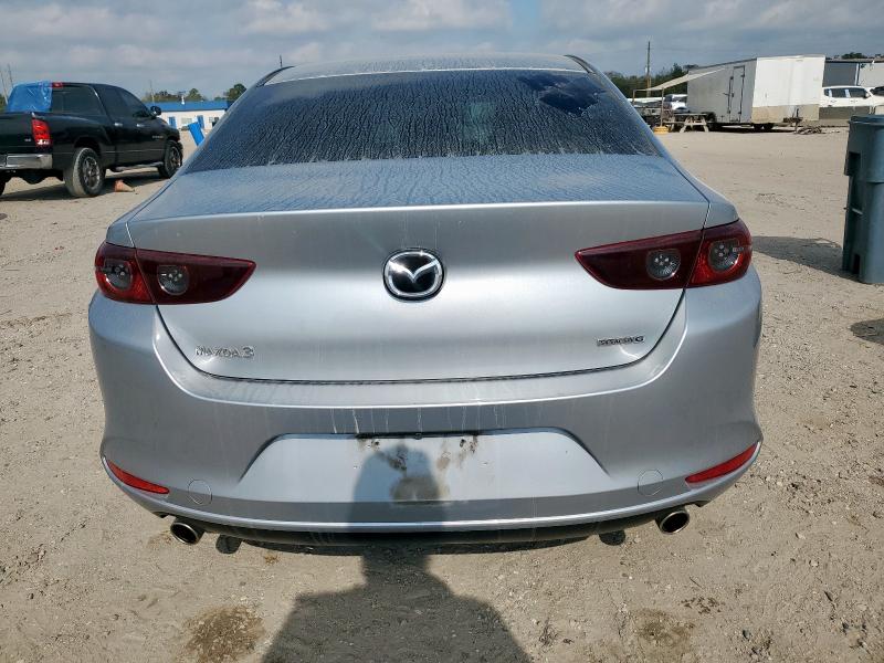 3MZBPAA7XMM206657 - 2021 MAZDA 3 银色 照片 6