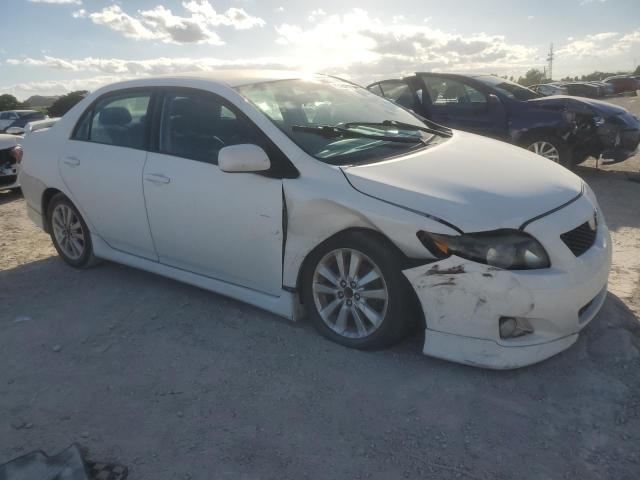2T1BU4EE9AC470625 - 2010 TOYOTA COROLLA BASE WHITE photo 4