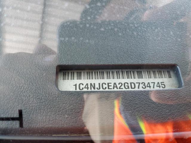 1C4NJCEA2GD734745 - 2016 JEEP COMPASS LATITUDE Gris foto 14