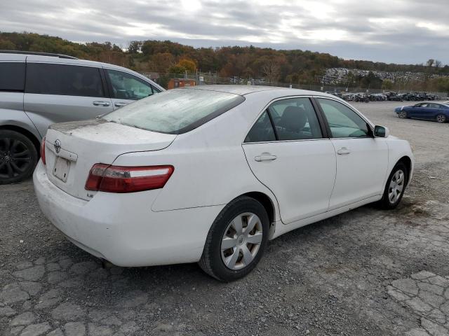 4T1BE46KX8U769048 - 2008 TOYOTA CAMRY CE WHITE photo 3